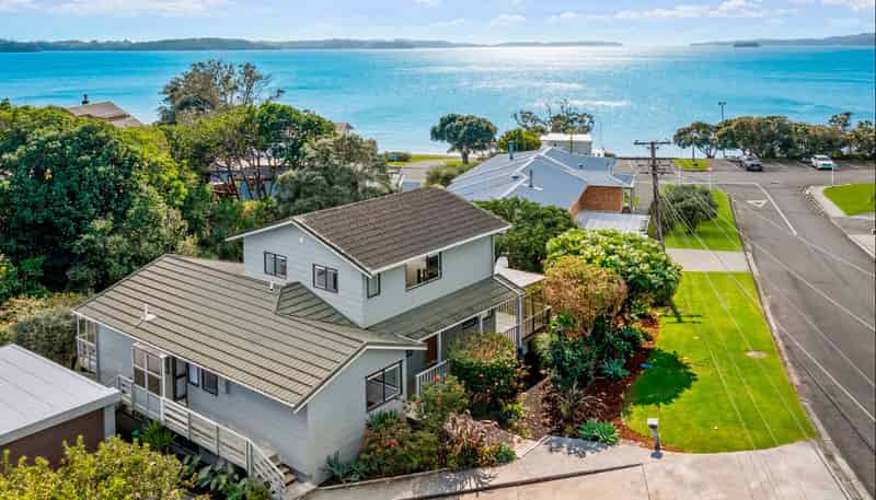53 Deerness Crescent, Algies Bay