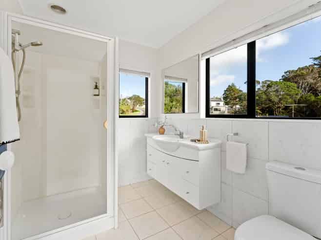 53 Deerness Crescent, Algies Bay