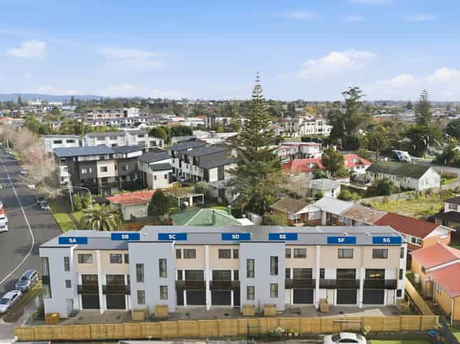 B, D, E, F/5 Arawa Street, New Lynn