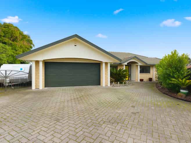 35 Ocean Crest, Papamoa