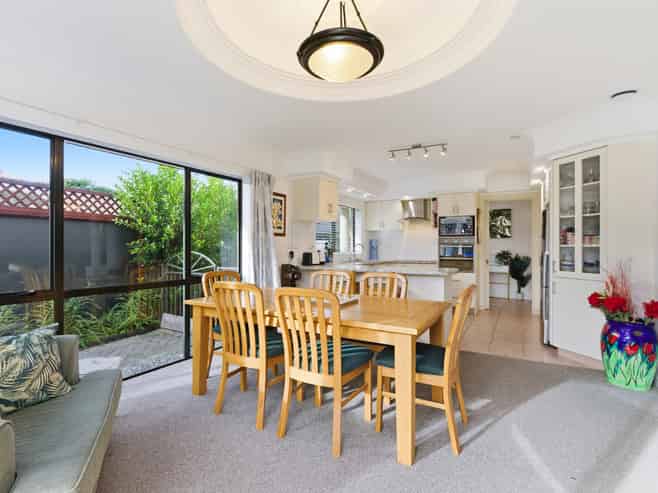 35 Ocean Crest, Papamoa
