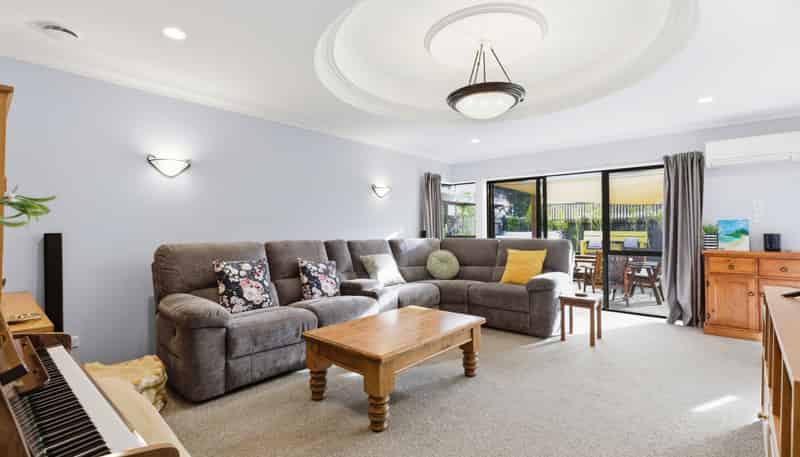 35 Ocean Crest, Papamoa