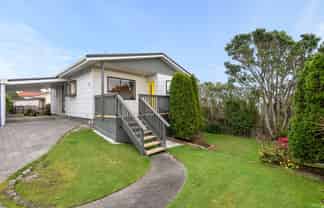 35B Woodridge Drive, Woodridge