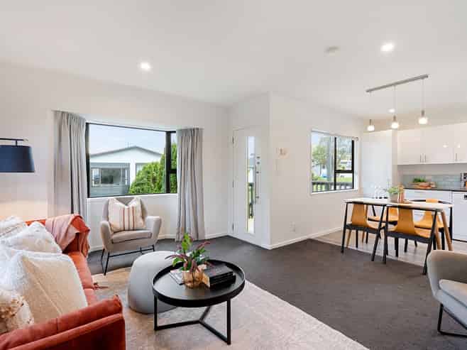 35B Woodridge Drive, Woodridge