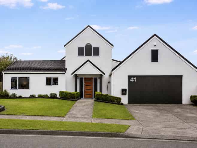 41 Joseph Banks Drive, Whitby