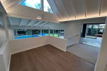 8 Meanda Gardens, Sunnyhills