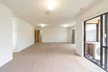 14d Enderley Avenue, Enderley