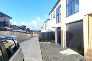 6/25 Crawford Avenue, Mangere Bridge