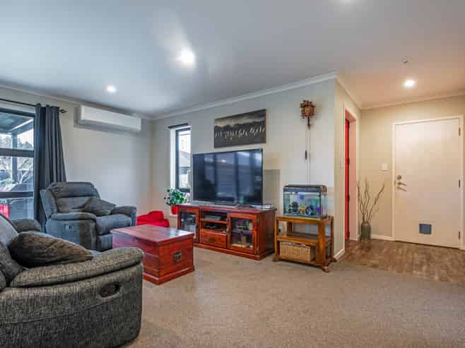 11 Pearl Grove, Ashhurst
