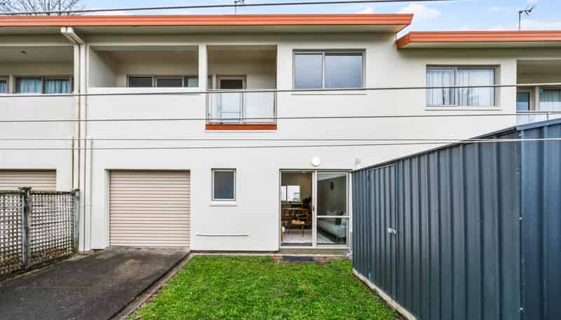 6 Vitex Lane, Henderson