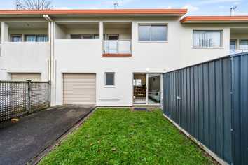 6 Vitex Lane, Henderson