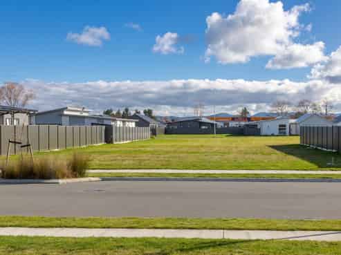 20 Sir Bob Charles Drive, Masterton