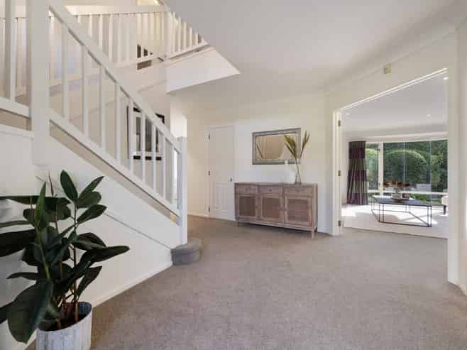 10 Cove Lane, Mount Wellington