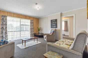 1 Gladstone Street, Foxton