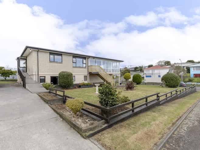 39A Stafford Street, Waitara