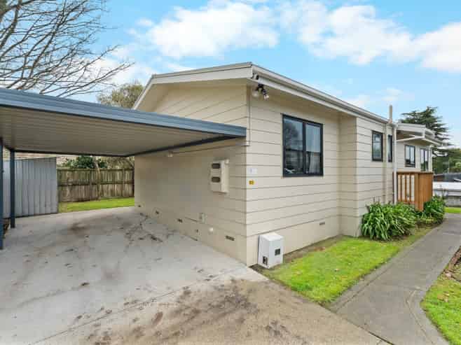 15A Sillary Street, Hamilton East