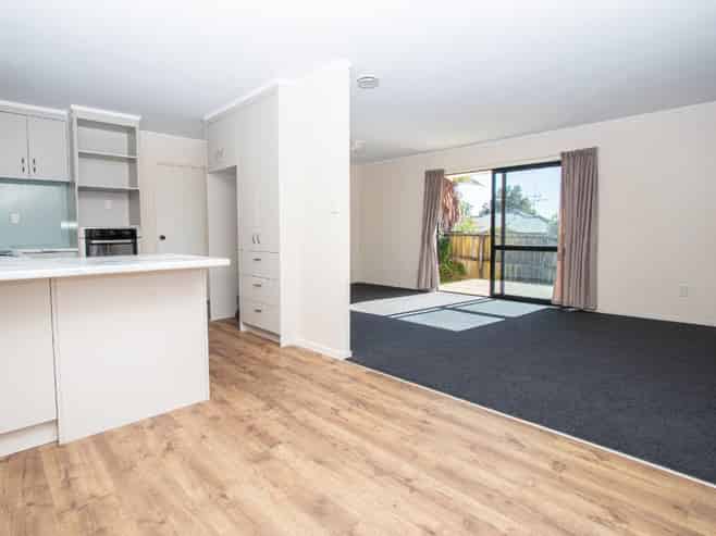 15A Sillary Street, Hamilton East