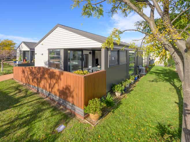 261/61 Golden Sands Drive, Papamoa