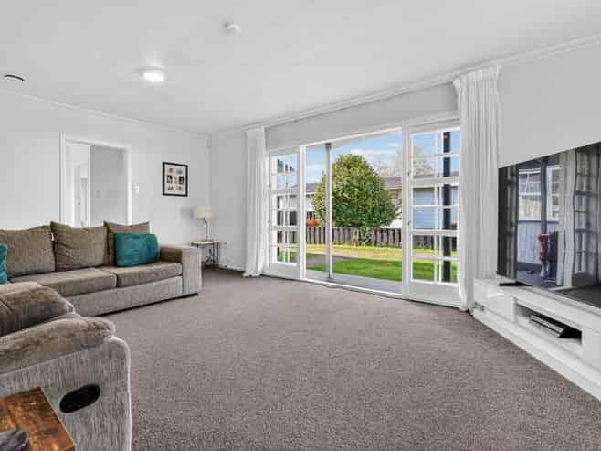 260 Sandwich Road, Saint Andrews