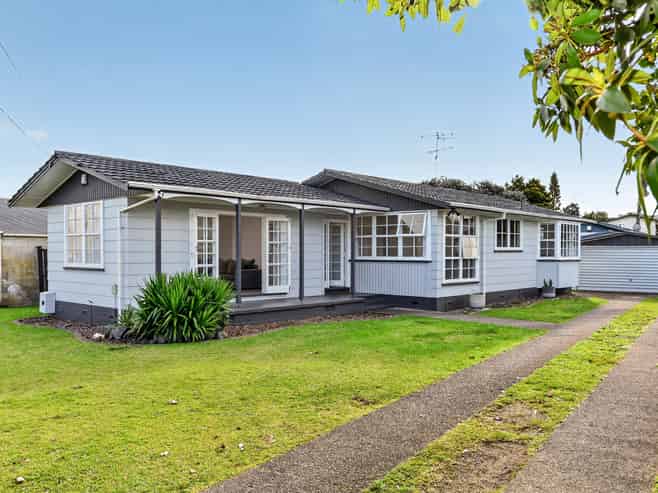 260 Sandwich Road, Saint Andrews