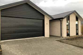 24 Strowan Avenue, Hampstead