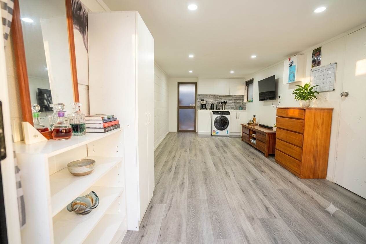 URGENT SALE – 8/25 Waterview Road, Takanini - Widok 4