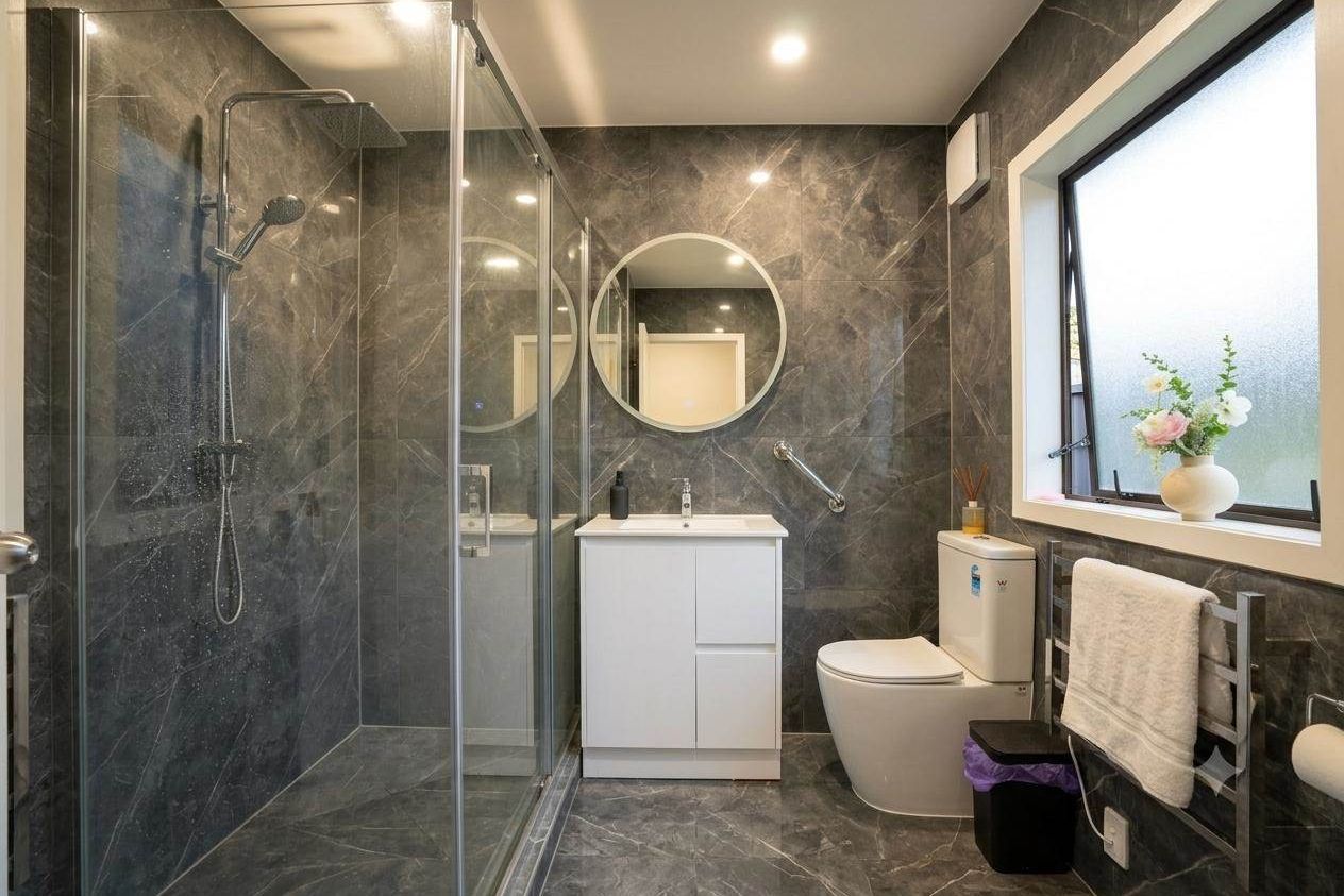 URGENT SALE – 8/25 Waterview Road, Takanini - Więcej