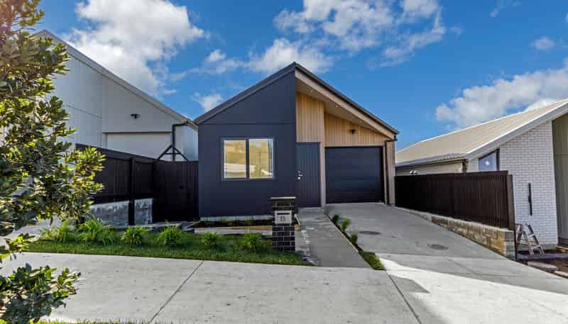 15 Mahinga Kai Road, Orewa
