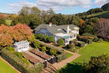 998 Peak Road, Waimauku