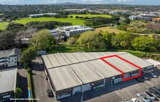 WELL LOCATED INDUSTRIAL UNIT
