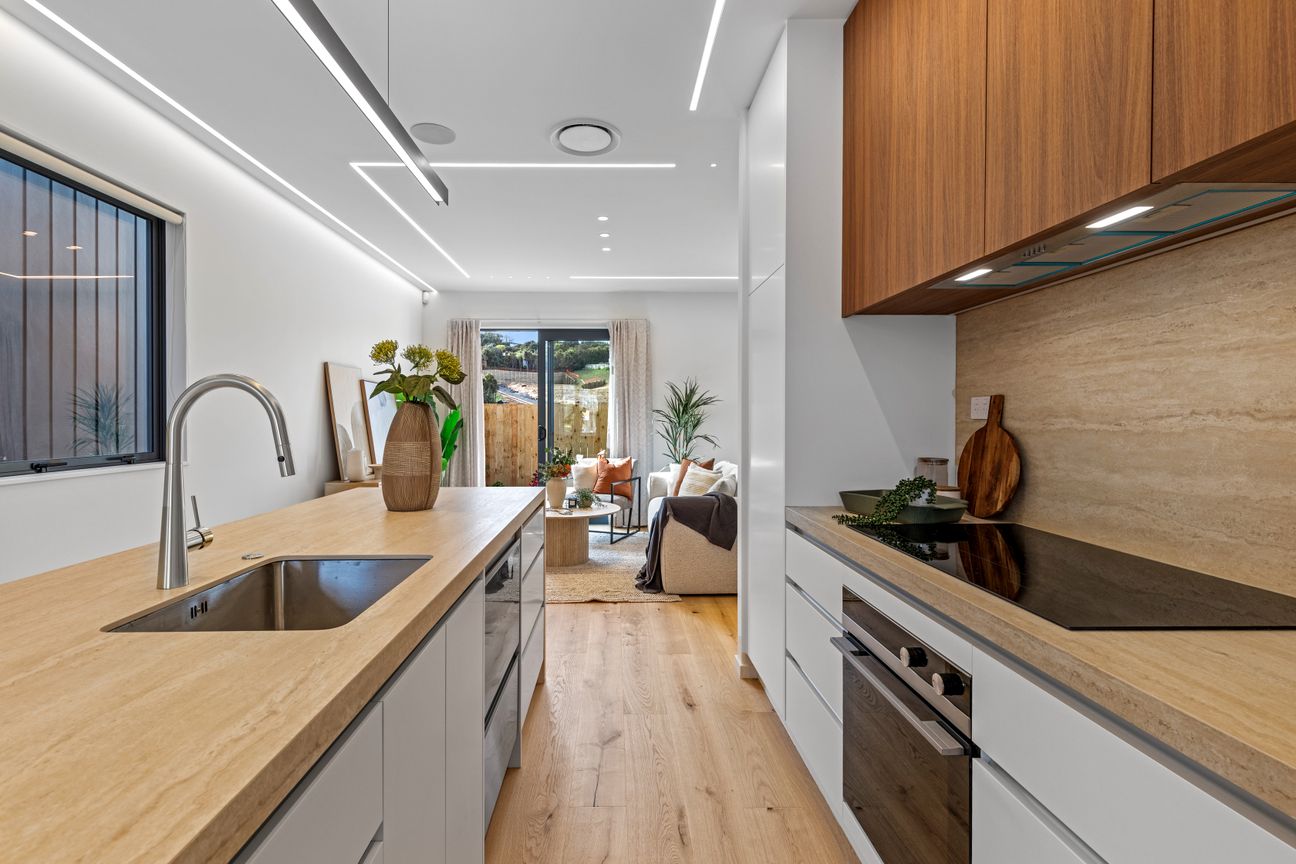 Contemporary Comfort Meets Coastal Convenience - Fler
