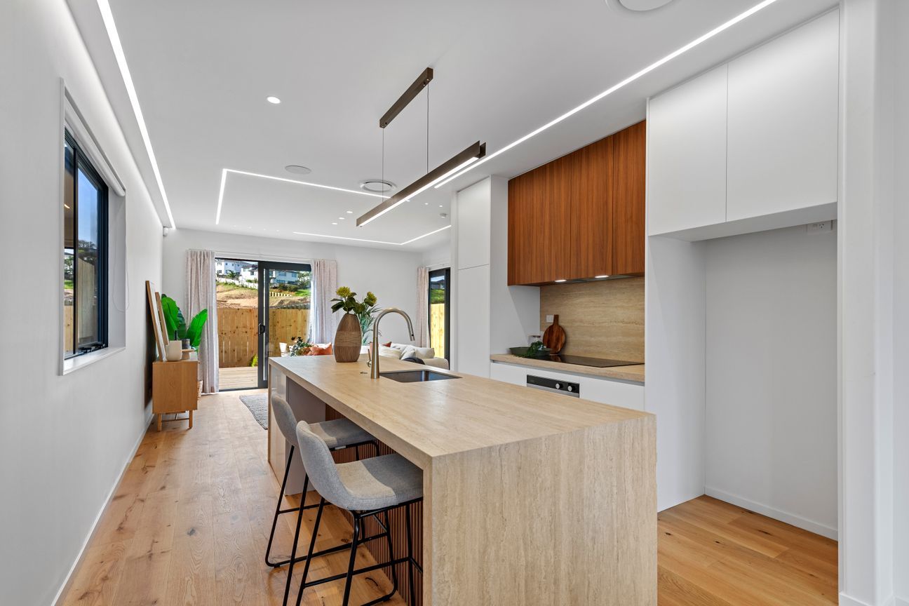 Contemporary Comfort Meets Coastal Convenience - Bild 6