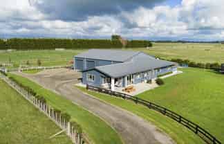 106 Reid Line East, Aorangi