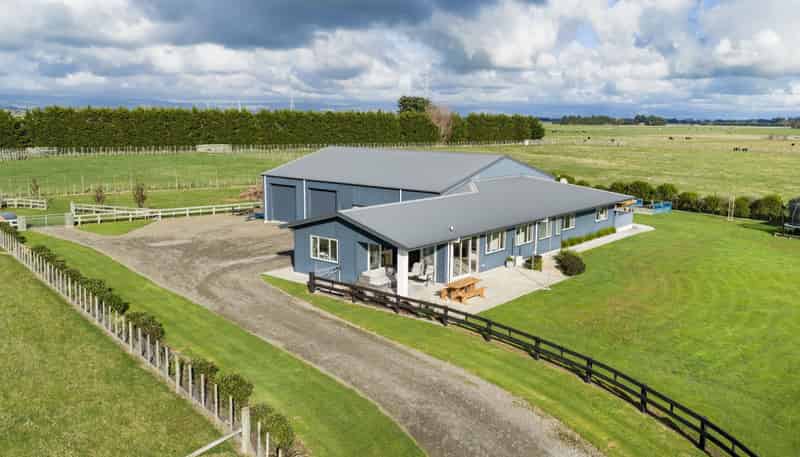 106 Reid Line East, Aorangi