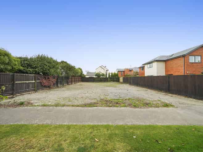 87 Hawthorne Street, Strowan