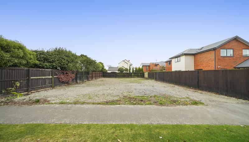 87 Hawthorne Street, Strowan