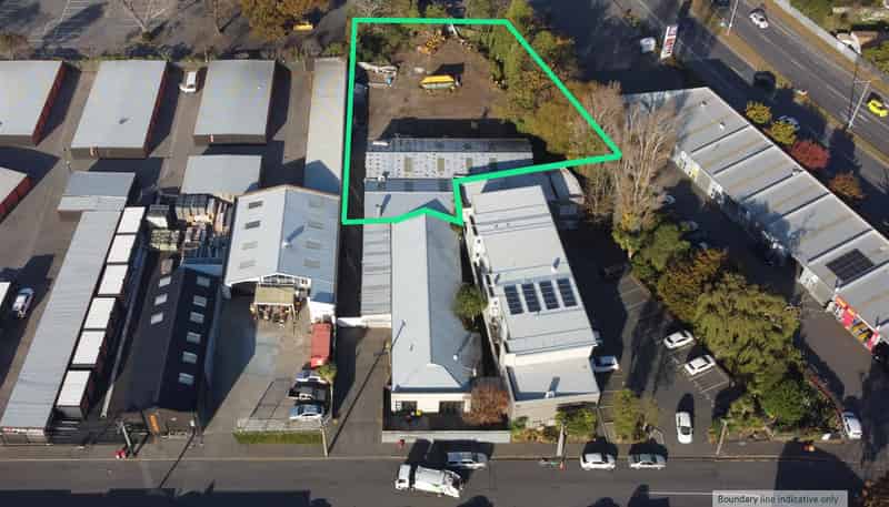  8b Raycroft Street, Waltham