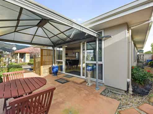 1 Ivy Crescent, Richmond