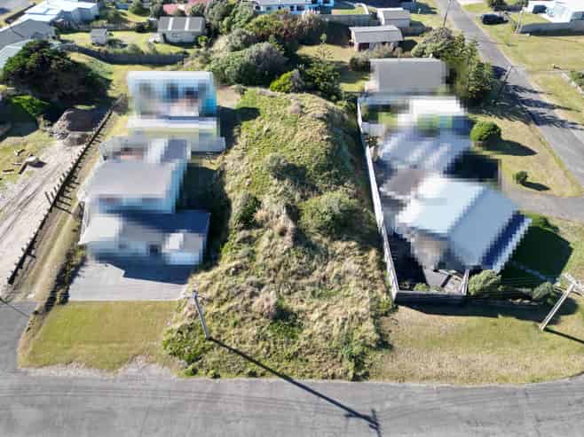 37 Marine Parade South, Foxton Beach