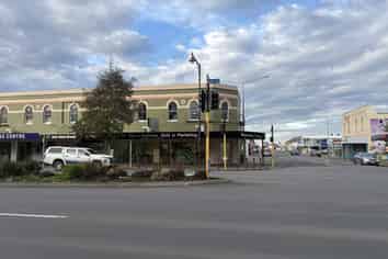 Ex bakery site with SH6 frontage