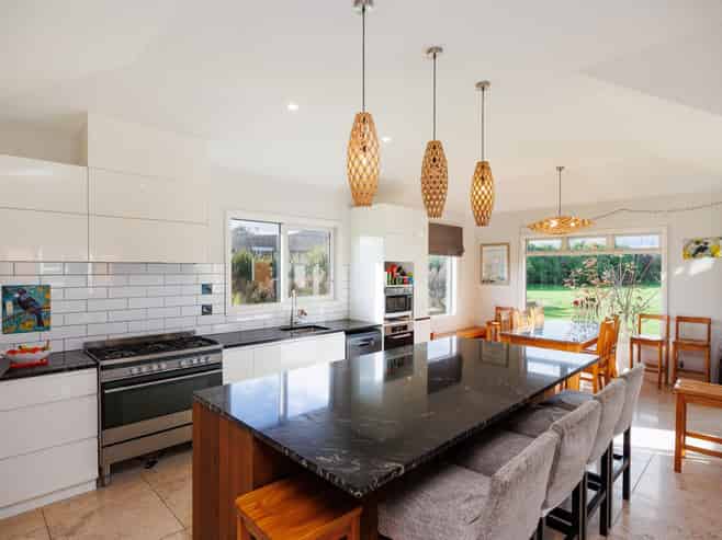 554 Taonui Road, Colyton