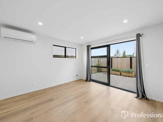 1/19 Bush Street, Naenae