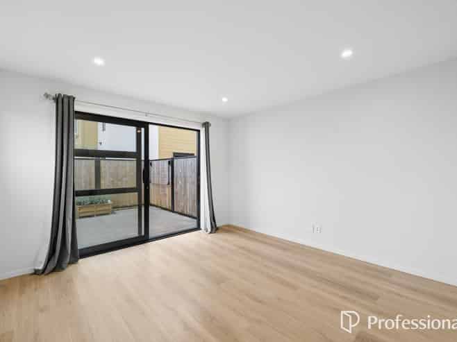 1/19 Bush Street, Naenae