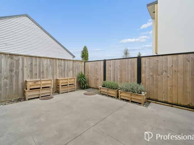 1/19 Bush Street, Naenae