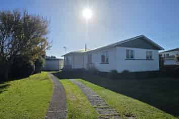 232  Omata Road , Spotswood
