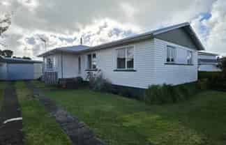 232  Omata Road , Spotswood