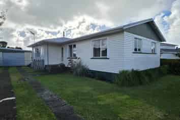232  Omata Road , Spotswood