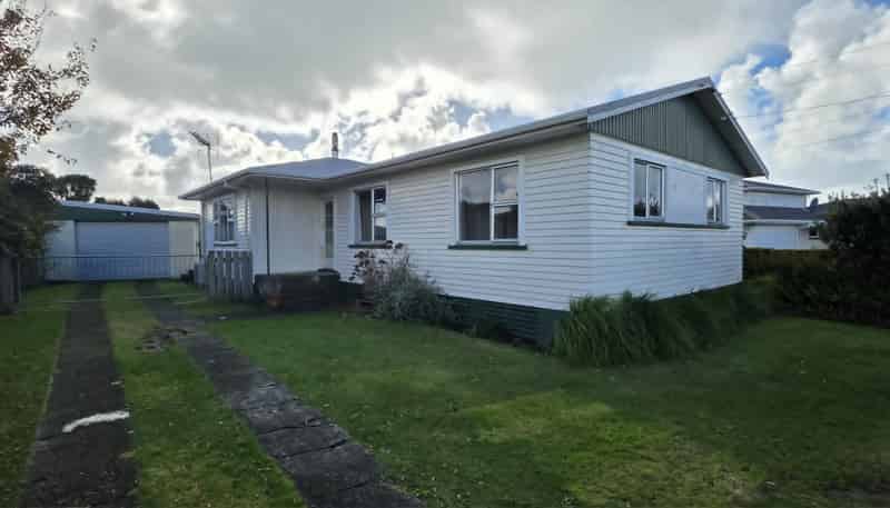 232  Omata Road , Spotswood