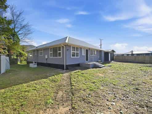 2 Kusabs Road, Mangakakahi