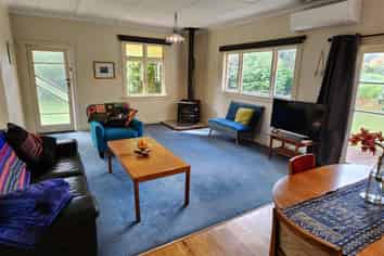 66 Oxford Road, Okato